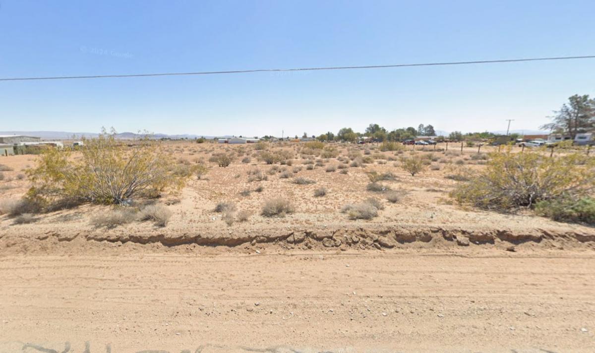 2.5 Acres for Sale in Hinkley, CA