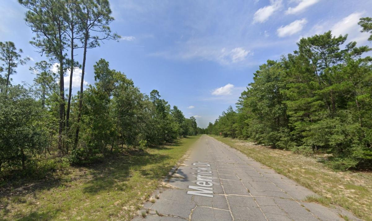 0.23 Acres for Sale in Chipley, FL