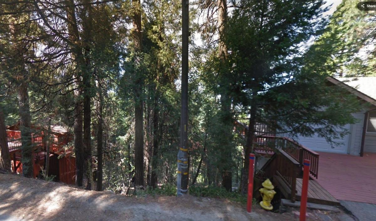 0.33 Acres for Sale in Crestline, CA