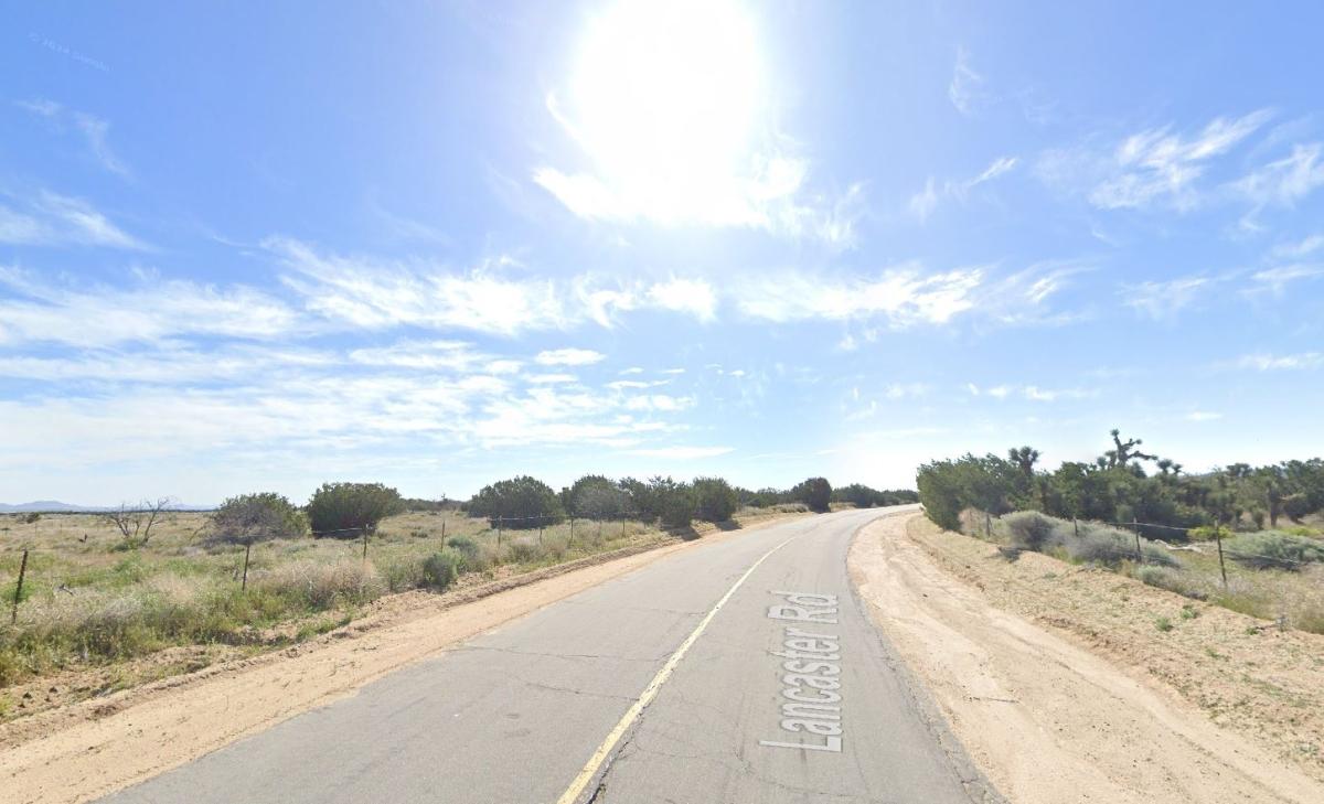 5.13 Acres for Sale in Lake Hughes, CA