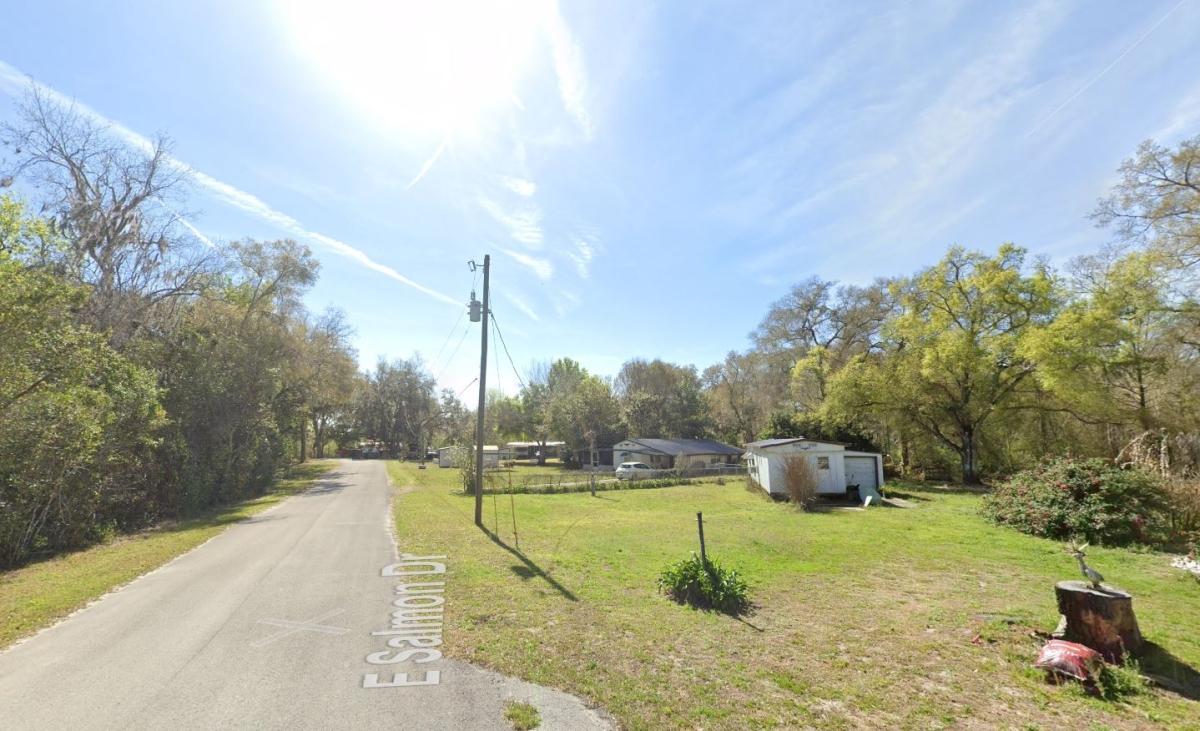 Land with Utilities in Floral City Florida on Canal