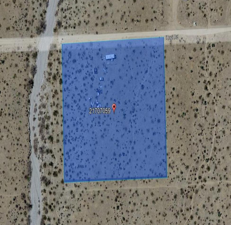 2.35 Acres for Sale in Golden Valley, Arizona