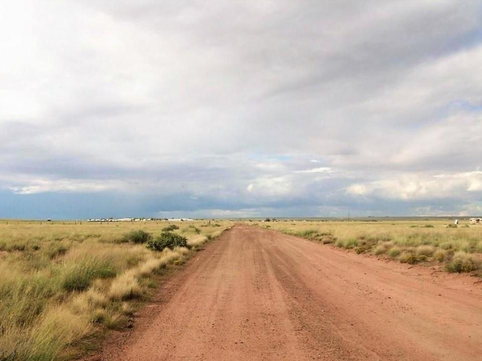 0.17 Acres for Sale in Sun Valley, Arizona