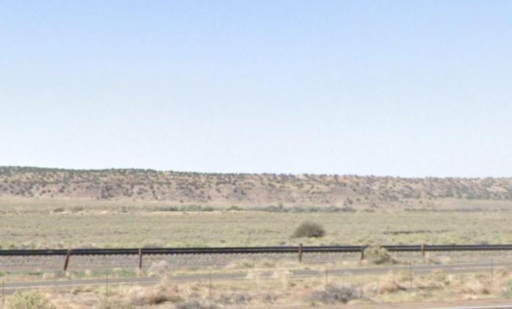 1.01 Acres for Sale in Sanders, Arizona