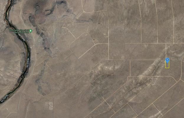 4.91 Acres for Sale in Sanford, Colorado