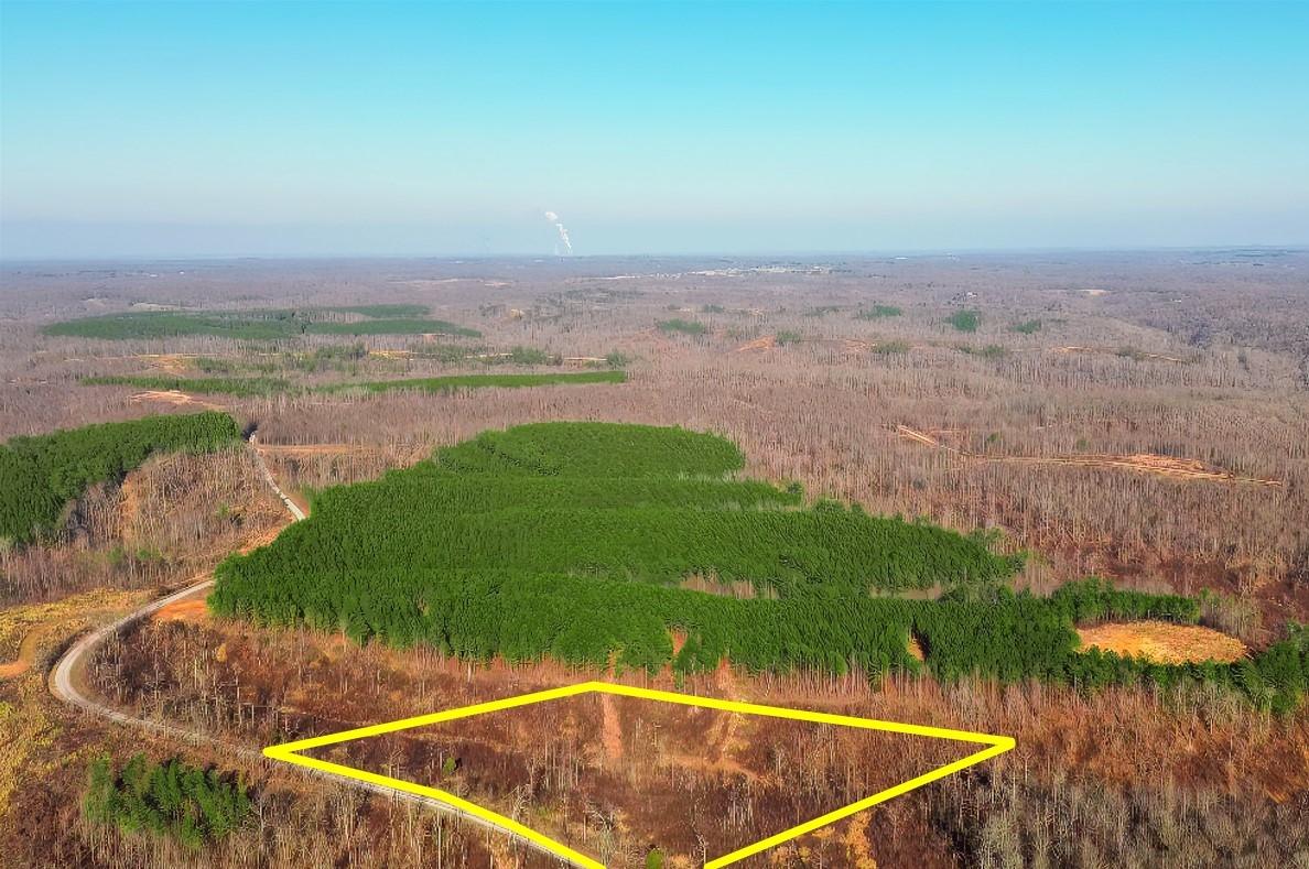 5.32 Acres for Sale in Stewart, Tennessee