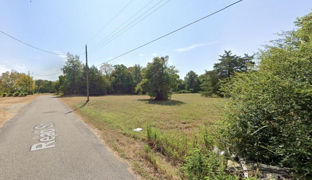 2.42 Acres for Sale in Mineola, Texas