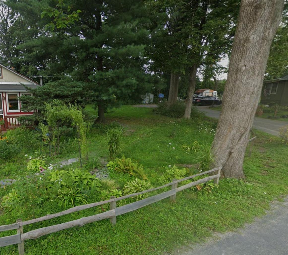 0.09 Acres for Sale in Saugerties, New York