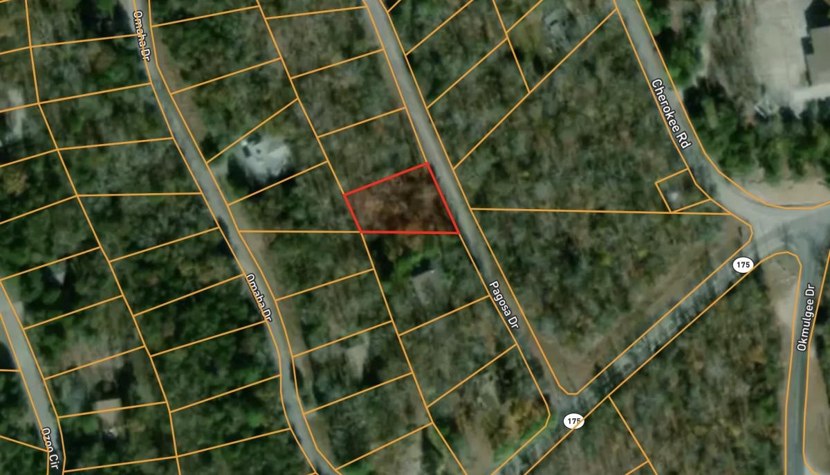 .32 Acres for Sale in Cherokee Village, Arkansas