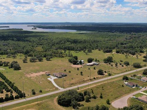 1.26 Acres for Sale in Indian Lake Estates, Florida