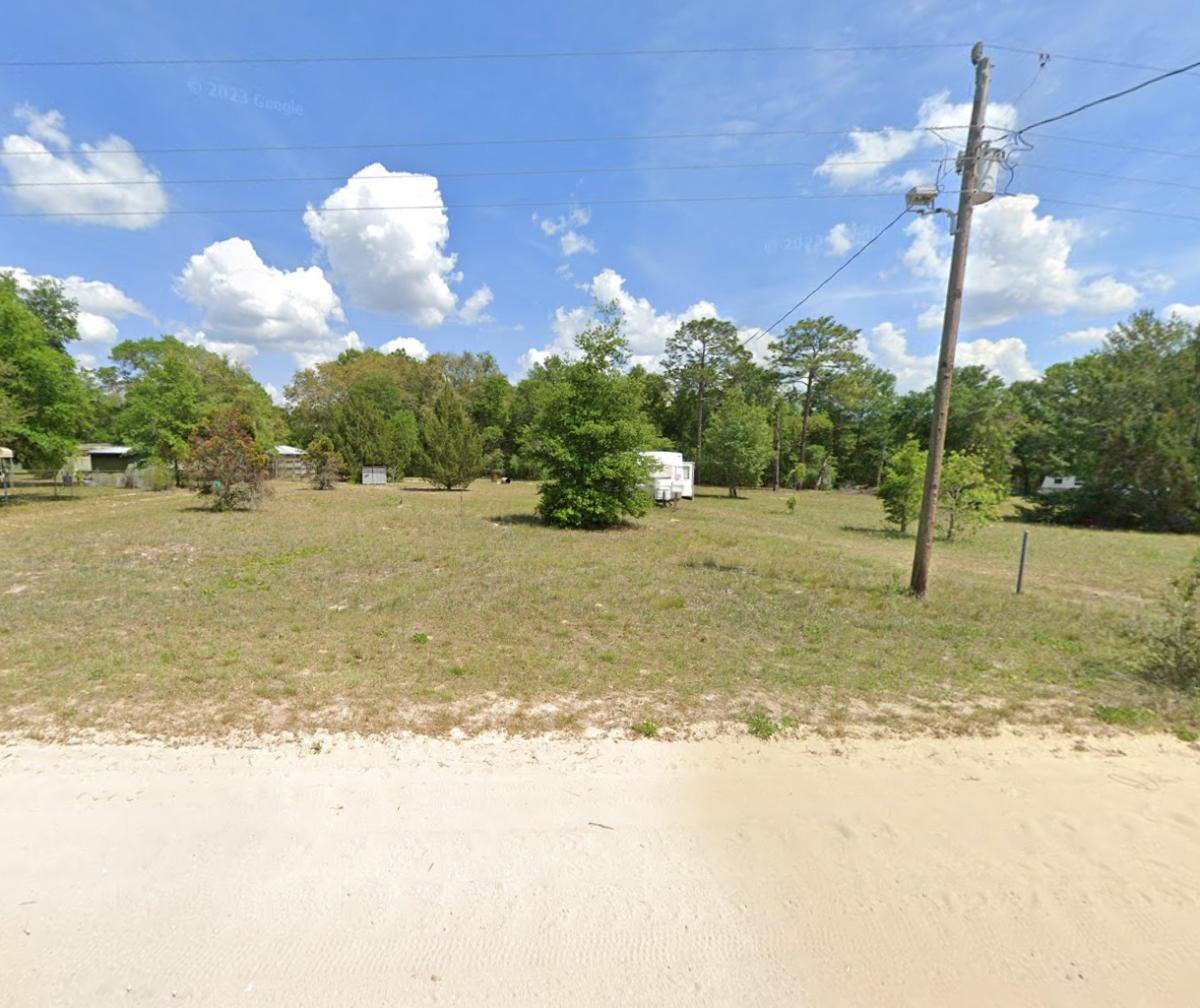 0.5 Acres for Sale in Melrose, Florida
