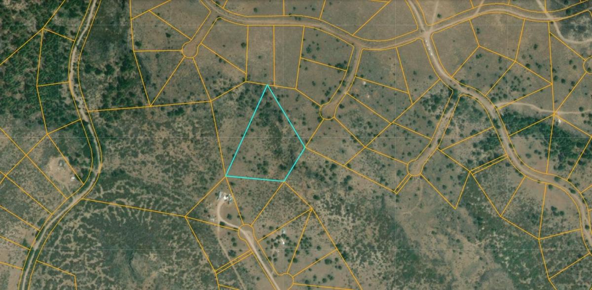 4.20 Acres for Sale in Chiloquin, Oregon