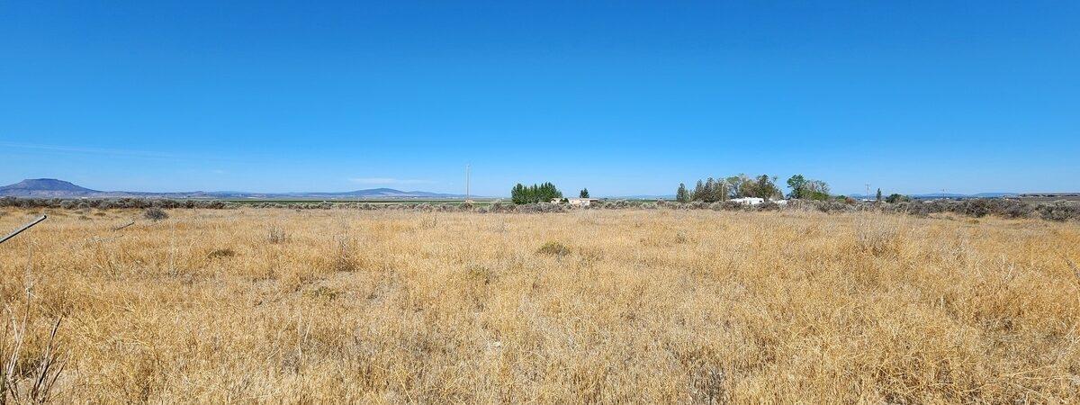 1 Acres for Sale in Christmas Valley, Oregon