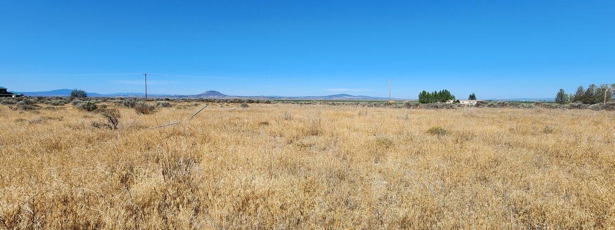1 Acres for Sale in Christmas Valley, Oregon