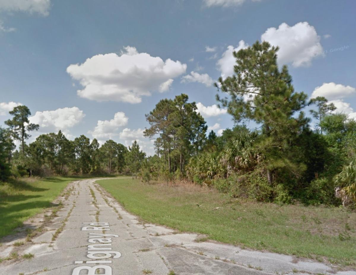 0.33 Acres for Sale in North Port, Florida