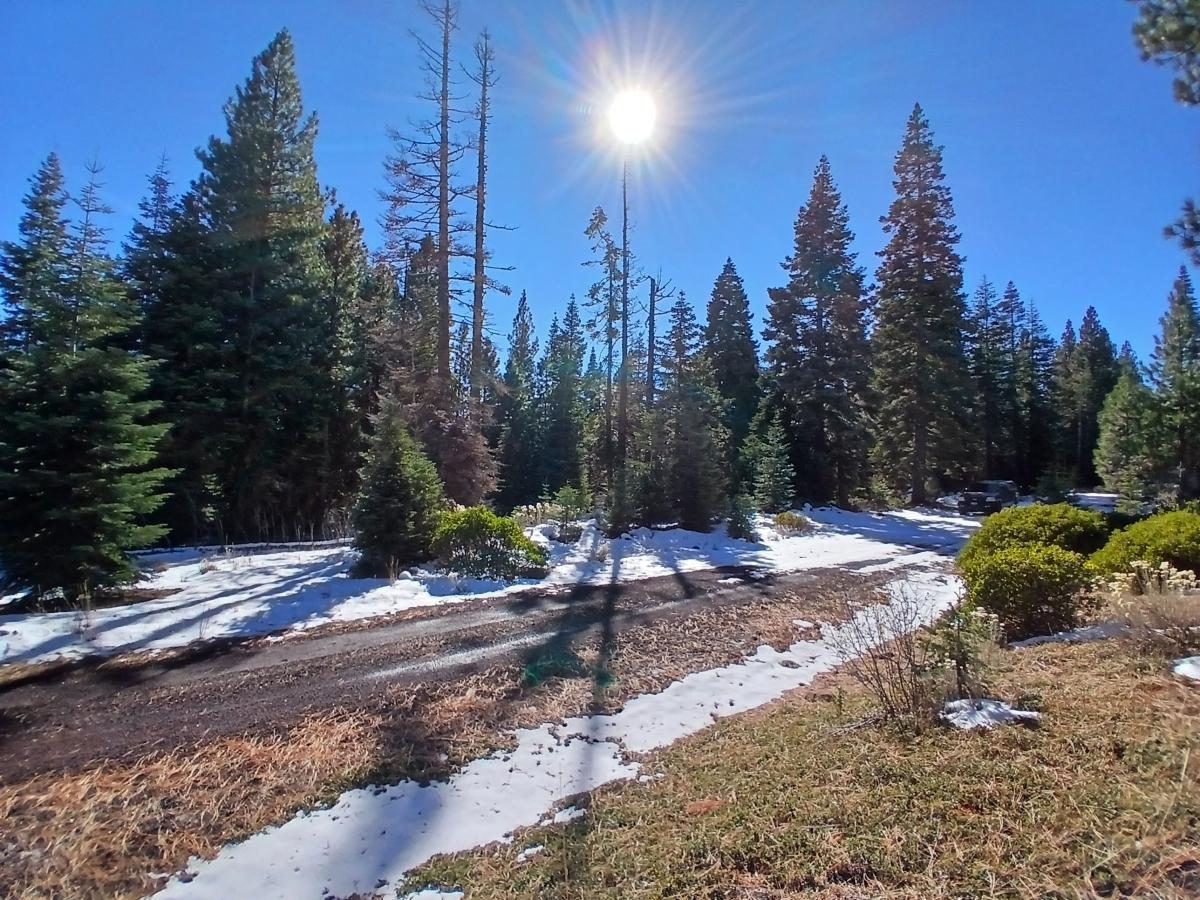1.3 Acres for Sale in Alturas, California