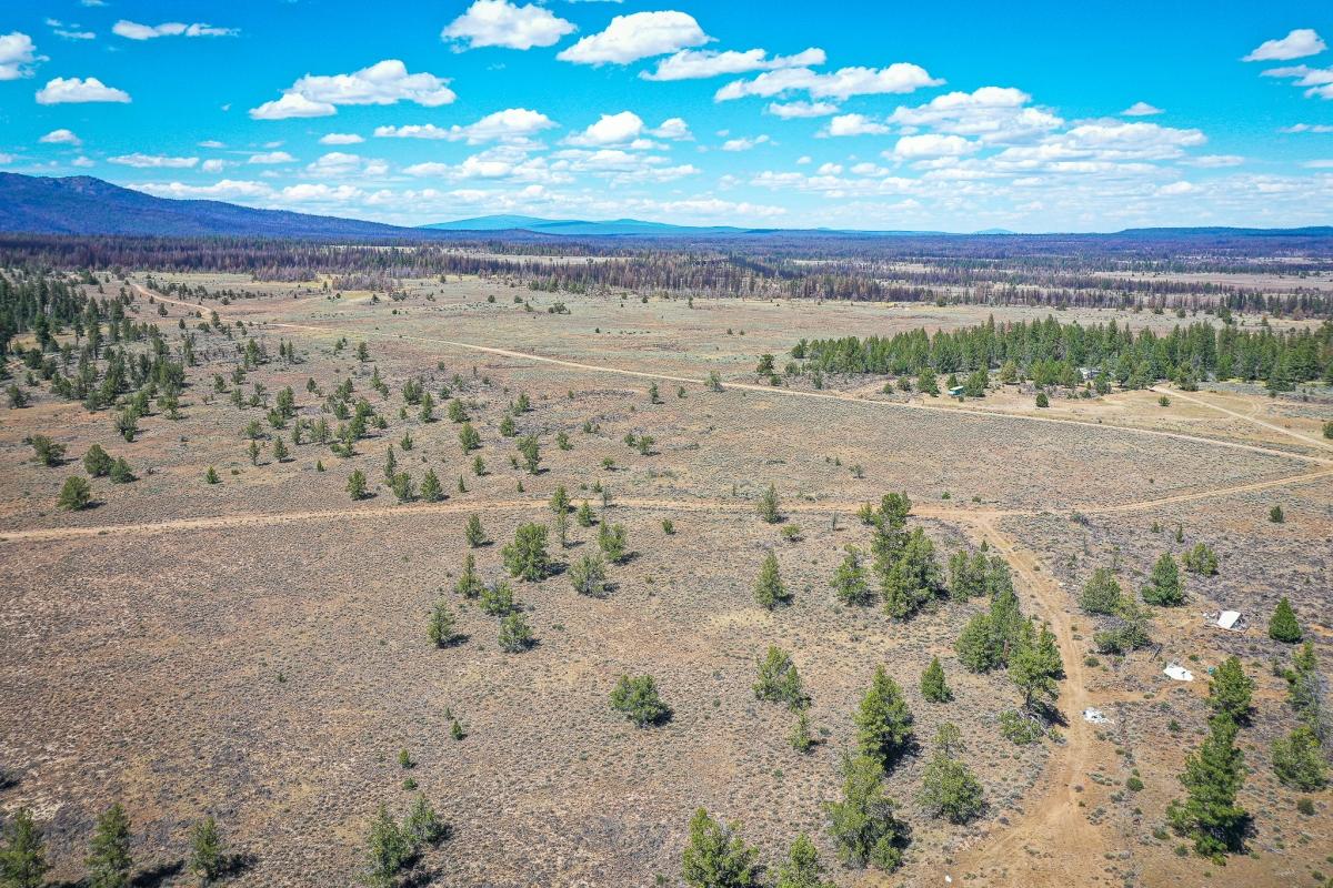 1.53 Acres for Sale in Chiloquin, Oregon