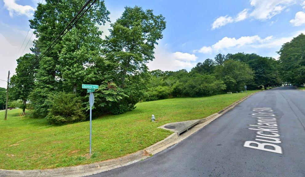 0.47 Acres for Sale in Lilburn, Georgia