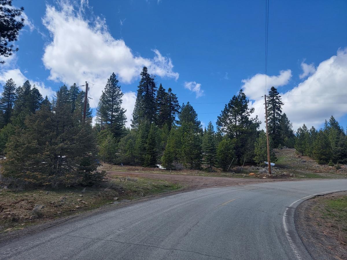1.02 Acres for Sale in Alturas, California