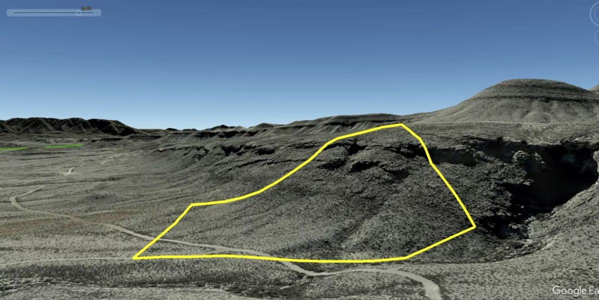 9.84 Acres for Sale in Terlingua, Texas