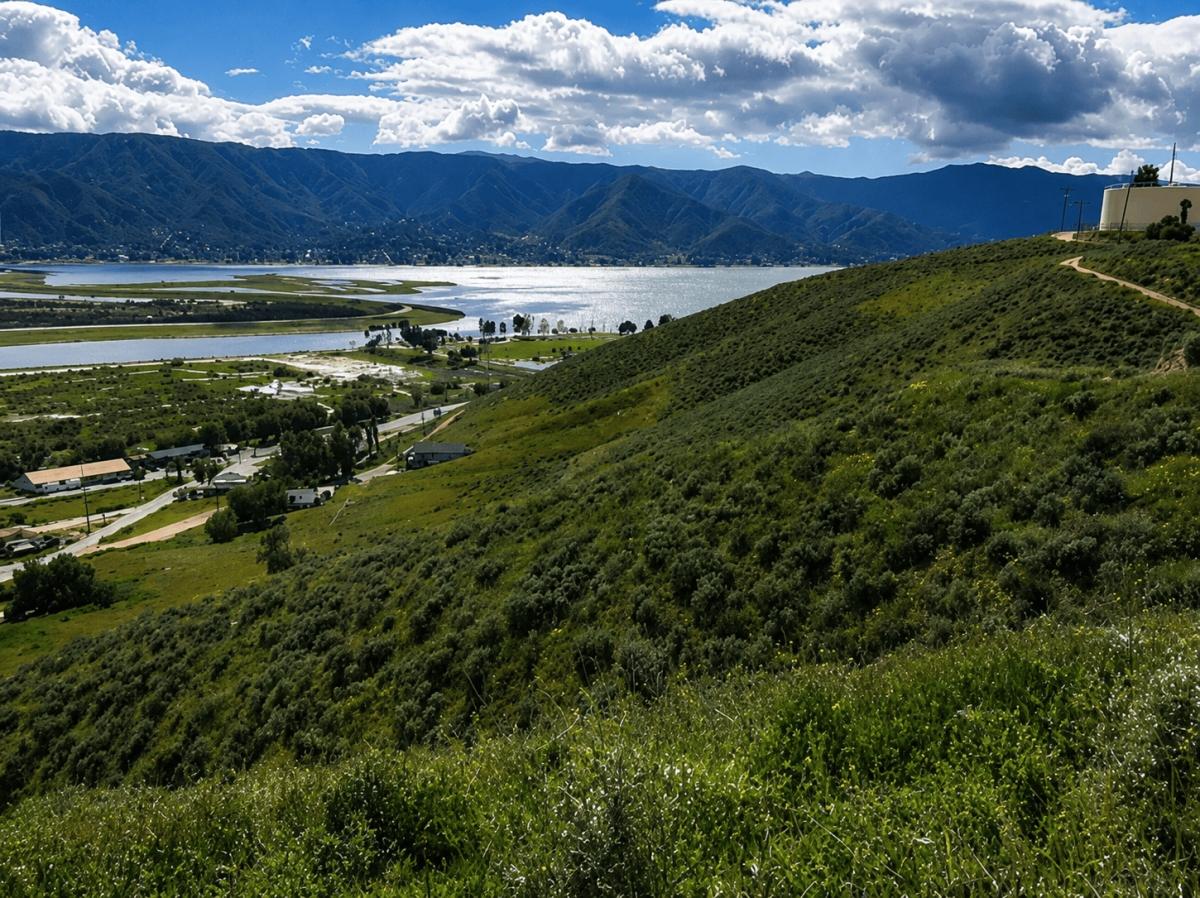 0.20 Acres for Sale in Lake Elsinore, California