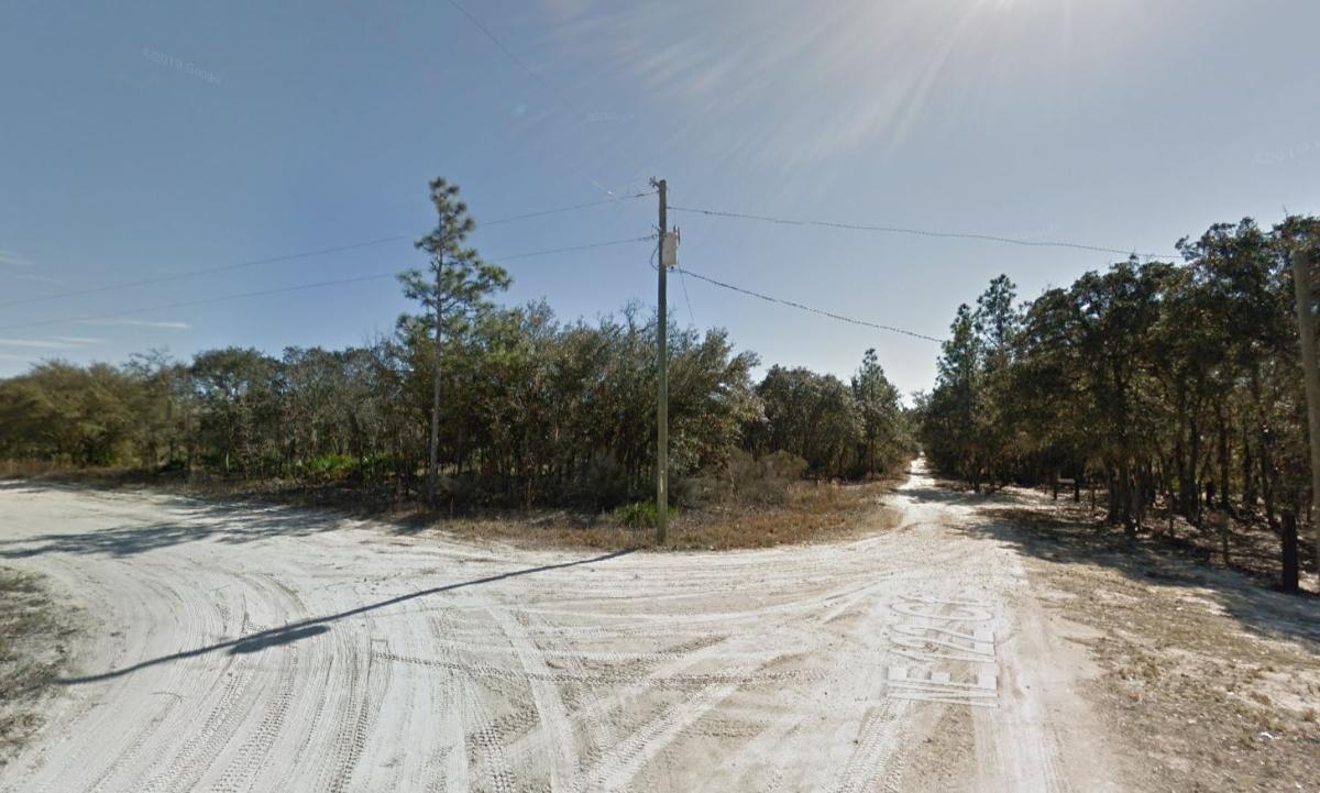 1.25 Acres for Sale in Bronson, FL