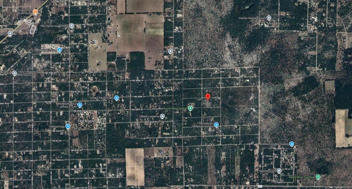 1.25 Acres for Sale in Bronson, FL