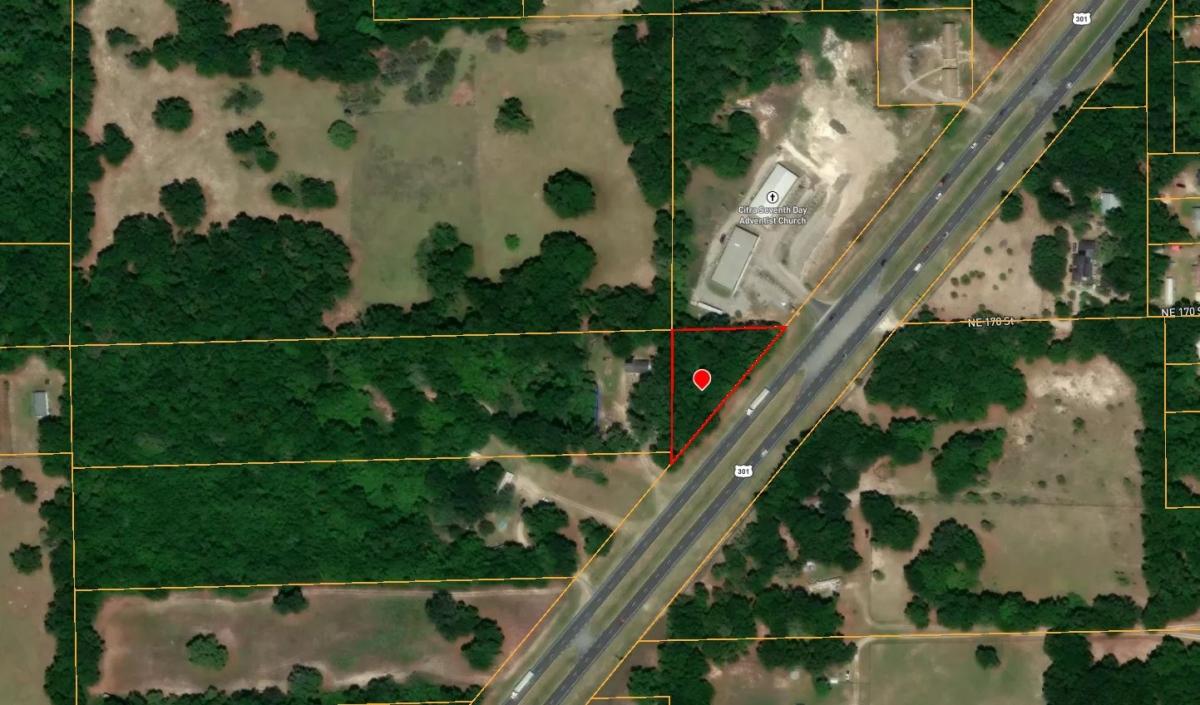 0.84 Acres for Sale in Citra, FL